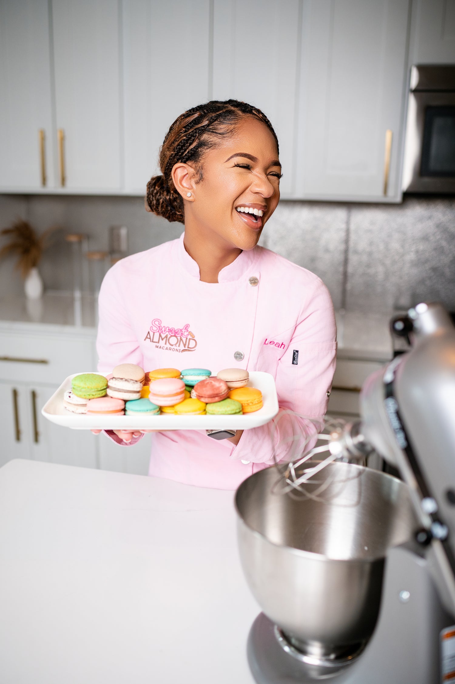 Leah sweet almond macarons owner